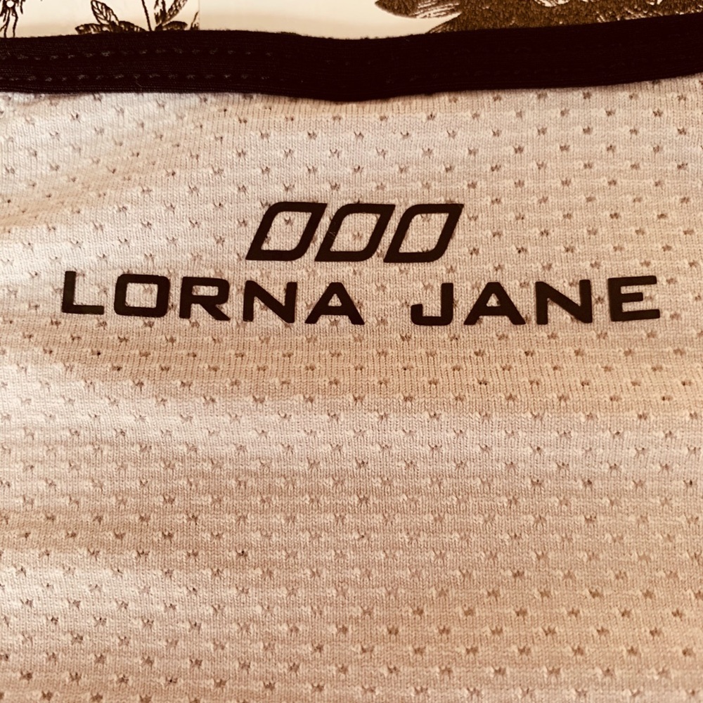Lorna Jane active - Picture 3 of 3